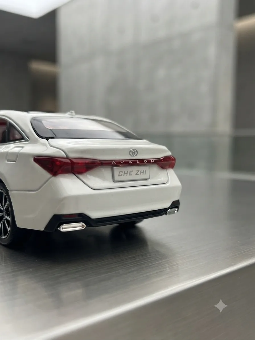 Full Metal Toyota Avalon Car