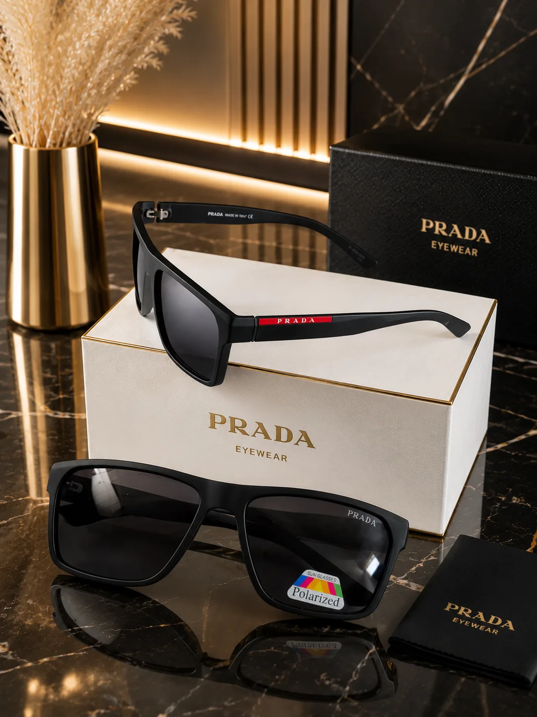 نظارات شمسية Polarized ماركة Prada