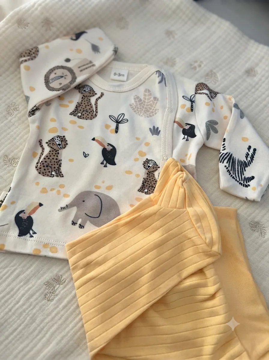 2-Piece Baby Set (0–3 Months) – Animal Design